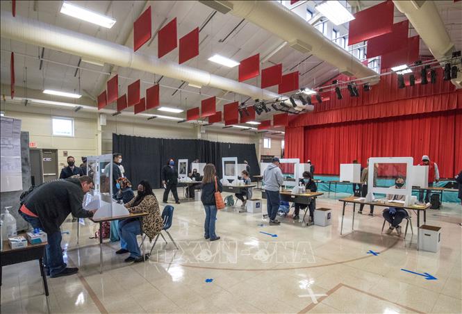 Bầu cử Mỹ 2020: Bang North Carolina kéo dài thời gian bỏ ...