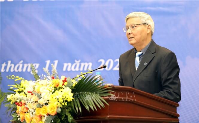 Trong ảnh: GS.TSKH Nguyễn Đức Cương, Chủ tịch Hội Hàng không – Vũ trụ Việt Nam báo cáo kết quả hoạt động nhiệm kỳ 2016 – 2020 và phương hướng, nhiệm vụ hoạt động nhiệm kỳ 2020 – 2025. Ảnh: Anh Tuấn – TTXVN