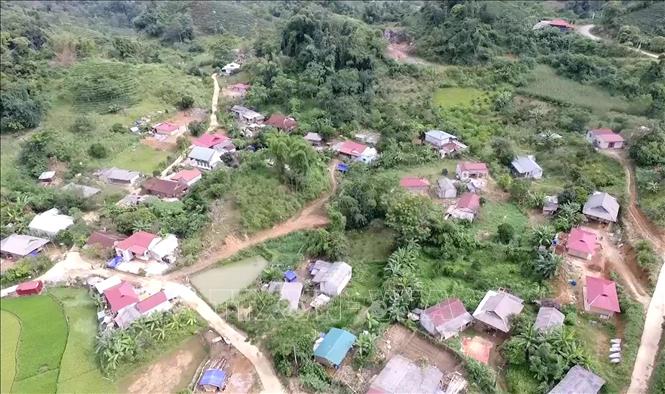 Những mái ấm tình thương trên địa bàn huyện Vân Hồ, tỉnh Sơn La. Ảnh: Nguyễn Cường - TTXVN.