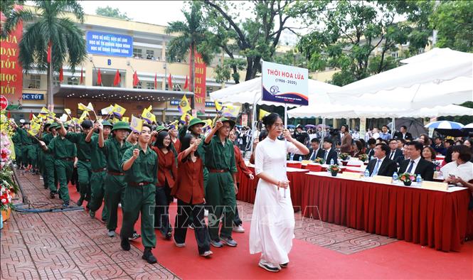 Trong ảnh: Diễu hành trong lễ kỷ niệm với chủ đề 