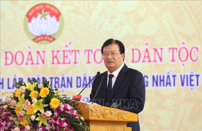 Trong ảnh: Phó Thủ tướng Trịnh Đình Dũng phát biểu với nhân dân thôn Bắc Sơn, xã Bắc Bình, huyện Lập Thạch, tỉnh Vĩnh Phúc. Ảnh: Văn Điệp - TTXVN