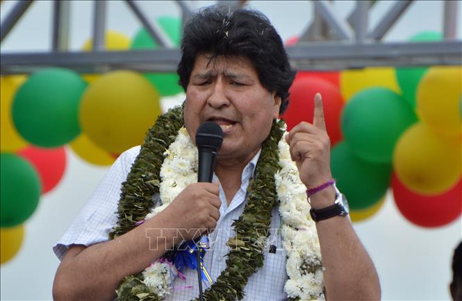 Trong ảnh: Cựu Tổng thống Evo Morales tham gia một cuộc mít tinh tại Chimore, tỉnh Chapare, Bolivia, ngày 11/11/2020. Ảnh: AFP/TTXVN