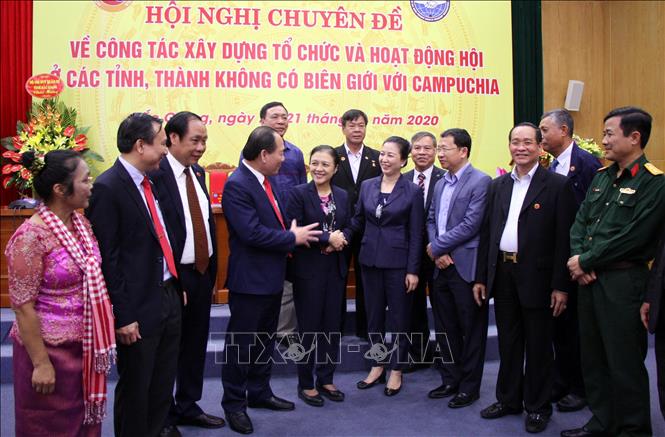 Trong ảnh: Các đại biểu tham dự Hội nghị trao đổi về công tác xây dựng tổ chức và hoạt động Hội ở các tỉnh, thành không có biên giới với Campuchia. Ảnh: Đồng Thúy-TTXVN