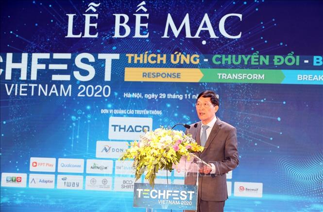 Photo: Deputy Minister of Science and Technology Tran Van Tung closes the Techfest Vietnam 2020. VNA Photo: Anh Tuấn