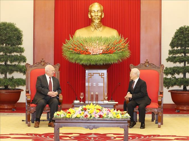 Tổng Bí thư, Chủ tịch nước Nguyễn Phú Trọng tiếp Đại sứ LB ...