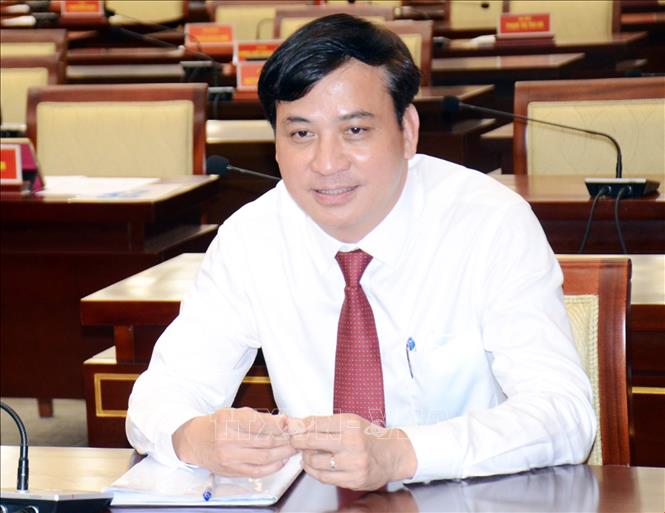 Trong ảnh: Lê Hòa Bình, Ủy viên Ban Thường vụ Thành ủy, Giám đốc Sở Xây dựng Thành phố Hồ Chí Minh được bầu bổ sung giữ chức Phó Chủ tịch Ủy ban nhân dân Thành phố Hồ Chí Minh. Ảnh: Xuân Khu-TTXVN