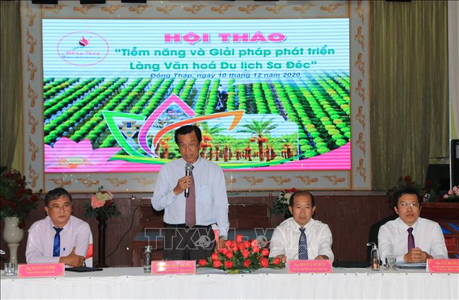 Ông Nguyễn Ngọc Thương - Giám đốc Sở Văn hóa, Thể Thao và Du lịch Đồng Tháp phát biểu tại hội thảo. Ảnh: Chương Đài - TTXVN