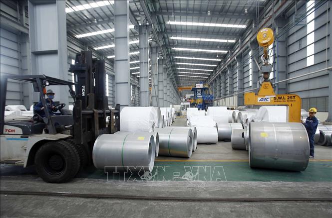Photo: A production line of Hoa Phat Steel Company of Hoa Phat Group in the northern province of Hung Yen. VNA Photo: Phạm Kiên