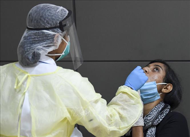 Covid 19 Uae Báº¯t Ä'áº§u Triá»ƒn Khai Tiem Vaccine Má»Ÿ Rá»™ng áº£nh Thá»i Sá»± Quá»'c Táº¿ VÄƒn Hoa Xa Há»™i Thong Táº¥n Xa Viá»‡t Nam Ttxvn