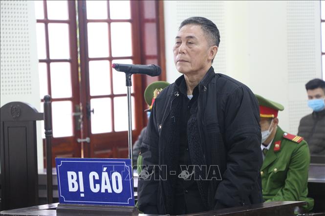 Bị cáo Trần Đức Thạch tại phiên xét xử sáng ngày 15/12/2020. Ảnh: Bích Huệ - TTXVN