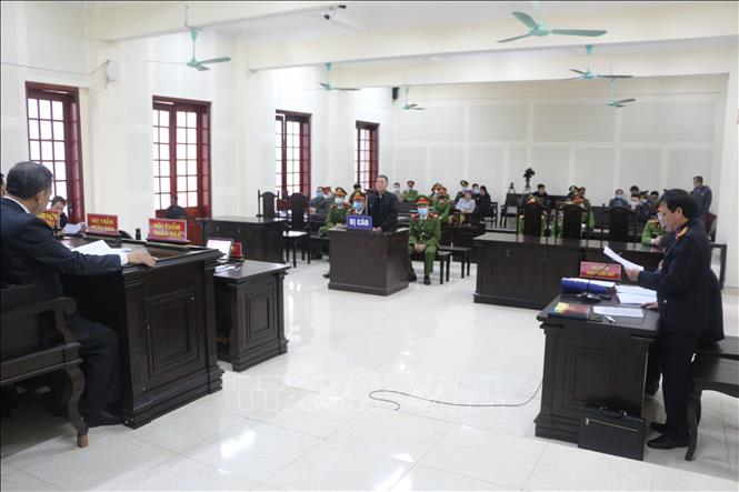 Trong ảnh: Toàn cảnh phiên xét xử sáng ngày 15/12/2020. Ảnh: Bích Huệ - TTXVN