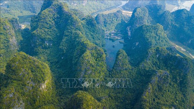 Photo: A bird's-eye view of Trang An Scenic Landscape Complex. VNA Photo: Minh Đức