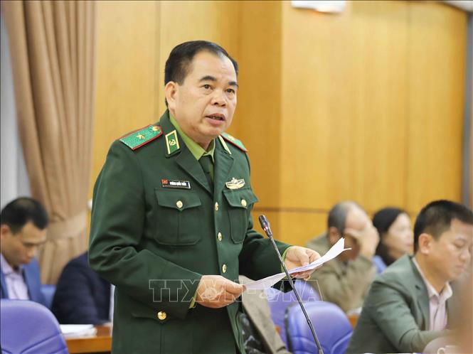 Trong ảnh: Thiếu tướng Phùng Quốc Tuấn, Phó Chính ủy Bộ đội Biên phòng phát biểu tại hội nghị. Ảnh: Thanh Tùng - TTXVN