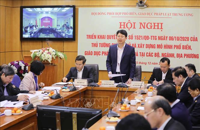 Trong ảnh: Thứ trưởng Bộ Tư pháp Nguyễn Thanh Tịnh chủ trì hội nghị. Ảnh: Thanh Tùng - TTXVN