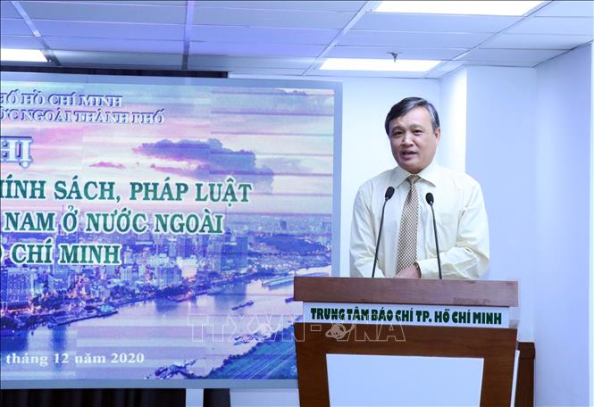 Trong ảnh: Ông Phùng Công Dũng, Chủ nhiệm Ủy ban về Người Việt Nam ở nước ngoài Thành phố Hồ Chí Minh phát biểu tại Hội nghị. Ảnh: Xuân Khu-TTXVN