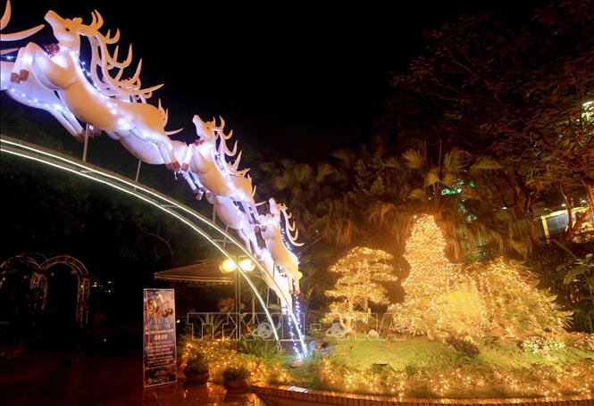 Photo: Christmas spirit prevails in Hai Phong city. VNA Photo: An Đăng