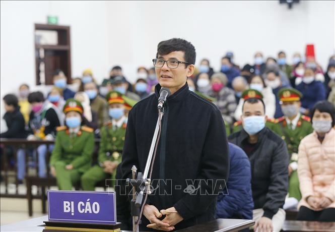 Trong ảnh: Bị cáo  Nguyễn Xuân Trường khai báo trước Hội đồng xét xử. Ảnh: Doãn Tấn - TTXVN