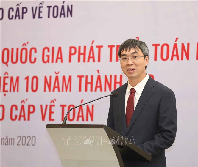 Trong ảnh: PGS. Lê Minh Hà, Giám đốc điều hành Viện Nghiên cứu cao cấp về Toán phát biểu. Ảnh: Thanh Tùng - TTXVN 