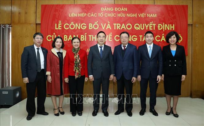 Trong ảnh: Các đại biểu dự buổi lễ chụp ảnh chung. Ảnh: Văn Điệp - TTXVN