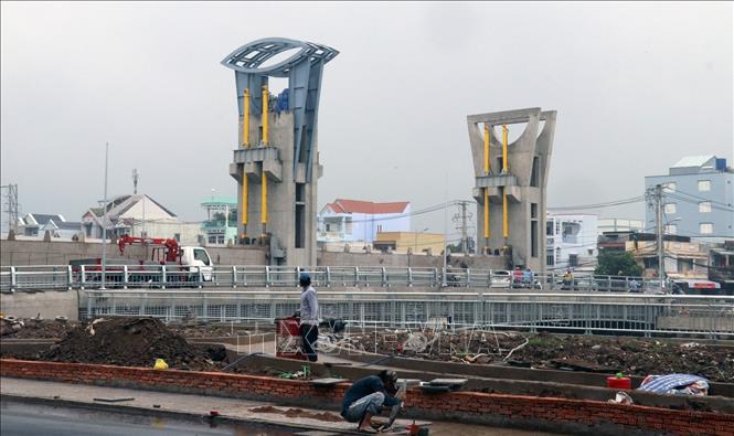 Trong ảnh: Công trình cống thủy lợi Kênh Nhánh, TP. Rạch Giá (Kiên Giang) vừa đưa vào sử dụng.
Ảnh: Lê Huy Hải - TTXVN