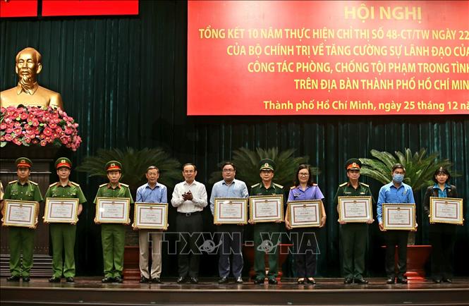Xay Dá»±ng Ä'áº£ng Va Há»‡ Thá»'ng Chinh Trá»‹ Thanh Phá»' Há»
