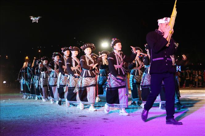 Trong ảnh: Trang phục đặc sắc của đồng bào dân tộc Lào. Ảnh: Nguyễn Oanh - TTXVN