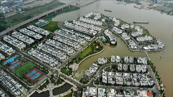 Trong ảnh: Khu The New Monaco là nơi có diện tích đẹp nhất, bao quanh bởi Sông Thượng Lý, sông Cấm có nhiều diện tích dành cho công viên và cây xanh. Ảnh: Danh Lam – TTXVN