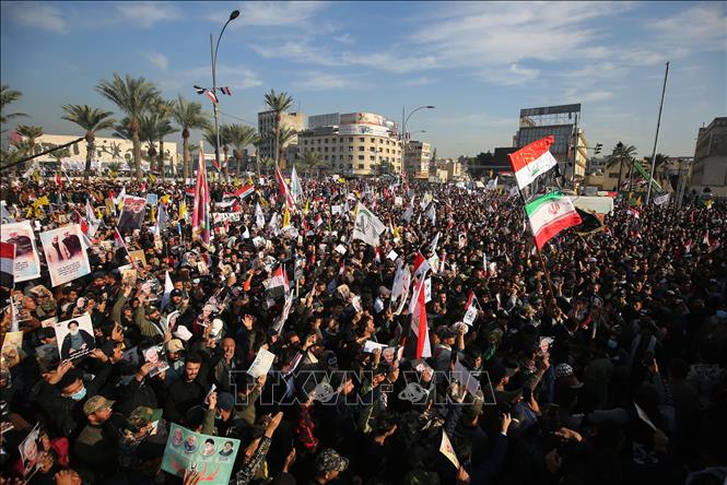 Trong ảnh: Biểu tình phản đối Mỹ tại Baghdad, Iraq, ngày 3/1/2021. Ảnh: AFP/TTXVN