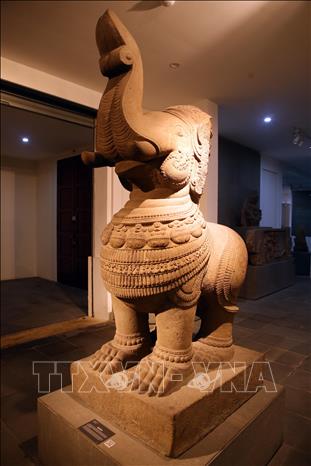Trong ảnh: Tượng Gajasimha (chất liệu: Sa thạch) được tìm thấy trong cuộc khai quật tại Tháp Mẫm (Bình Định) năm 1933-1934. Ảnh: Trần Lê Lâm - TTXVN