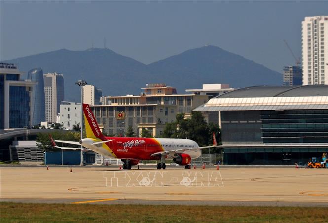 Photo: Vietjet Air plane at Da Nang International Airport in the central city of Da Nang. VNA Photo: Ngọc Hà