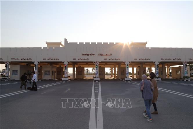 Trong ảnh: Cửa khẩu Abu Samrah ở biên giới Qatar - Saudi Arabia được mở cửa ngày 9/1/2021. Ảnh: AFP/ TTXVN