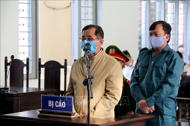 Trong ảnh: Các bị cáo tại phiên tòa phúc thẩm. Ảnh: Nguyễn Thanh - TTXVN
