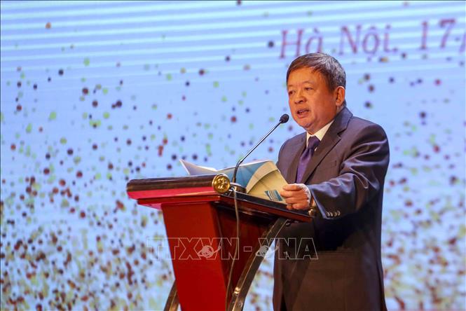 Trong ảnh: Nhạc sĩ Đỗ Hồng Quân, Chủ tịch Hội Nhạc sĩ Việt Nam phát biểu khai mạc buổi lễ. Ảnh: Tuấn Đức – TTXVN