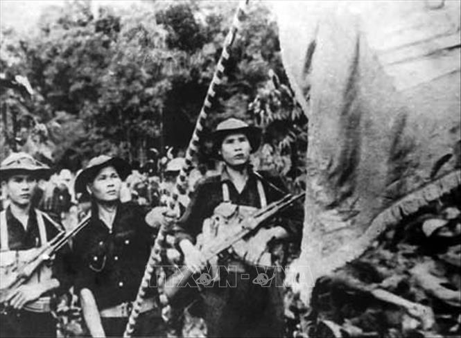 Trong ảnh: Đầu năm 1961, Bộ Chính trị Trung ương Đảng ra chỉ thị: Lực lượng vũ trang cách mạng ở miền Nam mang tên “Quân giải phóng miền Nam Việt Nam”. Ảnh: Tư liệu TTXVN