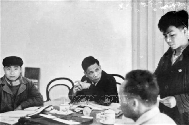 Trong ảnh: Nghị quyết 68 của Tỉnh ủy Vĩnh Phúc do Bí thư Tỉnh ủy Kim Ngọc chủ động khởi xướng đã đem một luồng sinh khí mới cho tất cả các ngành sản xuất, đặc biệt là cho nông nghiệp, nông thôn, nông dân Vĩnh Phúc. Nghị quyết vừa ra đời đã được toàn Đảng, toàn dân Vĩnh Phúc hoan nghênh, đón đợi và thực hiện có hiệu quả cao trên địa bàn toàn tỉnh. Ảnh: Tư liệu/TTXVN phát