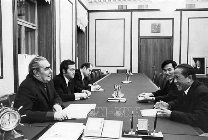 Trong ảnh: Tổng Bí thư BCH TƯ Đảng Cộng sản Liên Xô Leonid Brezhnev hội đàm với Tổng Bí thư Lê Duẩn thăm hữu nghị chính thức Liên Xô, ngày 29/10/1975. Ảnh: Tư liệu/TTXVN phát