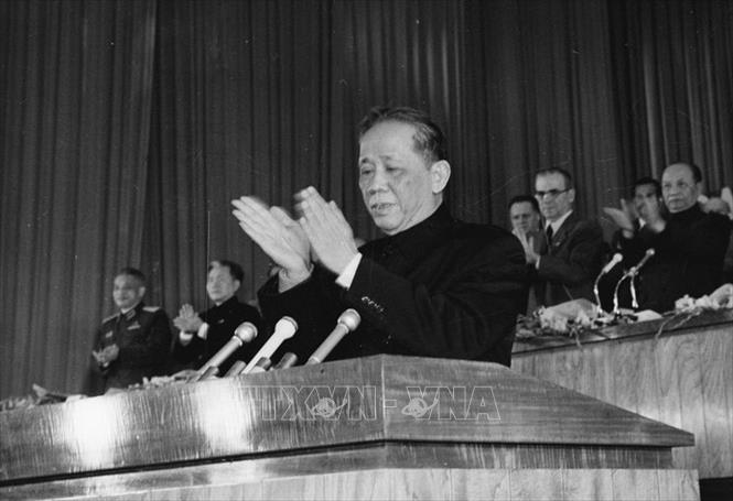 Trong ảnh: Đồng chí Lê Duẩn đọc Báo cáo chính trị tại Đại hội Đảng toàn quốc lần thứ IV, tổ chức tại Hà Nội từ 14 - 20/12/1976. Ảnh: Tư liệu TTXVN