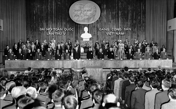 Trong ảnh: Đại hội đại biểu toàn quốc Đảng Cộng sản Việt Nam lần thứ V (27 - 31/3/1982), tại Hà Nội. Ảnh: TTXVN