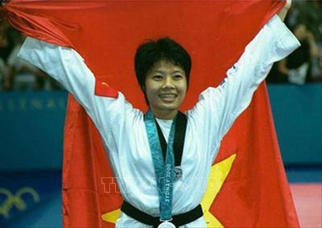 Trong ảnh: Trần Hiếu Ngân là vận động viên Taekwondo Việt Nam giành được huy chương bạc tại Olympic Sydney 2000 và là vận động viên Việt Nam đầu tiên giành huy chương tại đấu trường Olympic. Ảnh: Tư liệu/TTXVN 