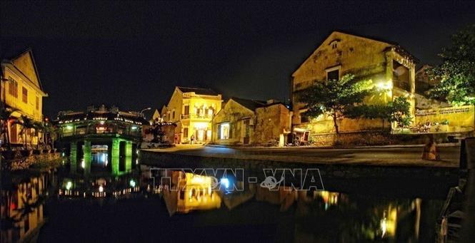 Trong ảnh: Tháng 12/1999, UNESCO công nhận khu phố cổ Hội An, tỉnh Quảng Nam là Di sản văn hoá thế giới. Ảnh: Trọng Đạt – TTXVN