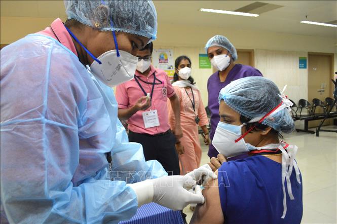 Ảnh Đã Tiêm Vaccine Covid 19 : Hơn 161 triệu liều vaccine phòng dịch COVID-19 đã được ... _ Cơ quan quản lý dược phẩm của vương quốc anh hôm 29/4 cho biết tới nay đã có 41 ca tử vong ở anh do cục máu đông bất thường xảy ra sau khi tiêm vaccine.