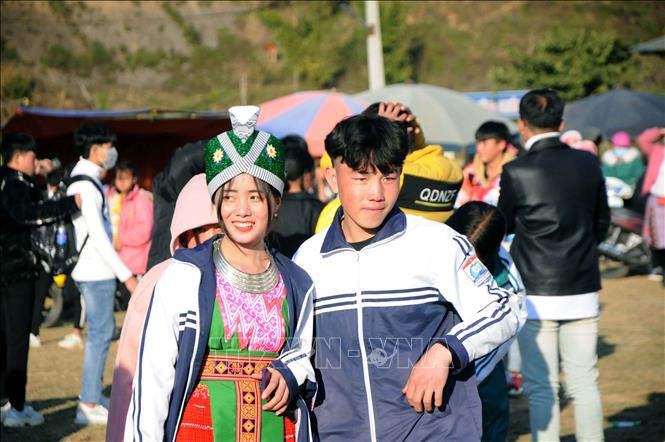 Trong ảnh: Rộn ràng không khí vui Xuân, đón Tết của đồng bào dân tộc Mông. Ảnh: Quang Quyết-TTXVN