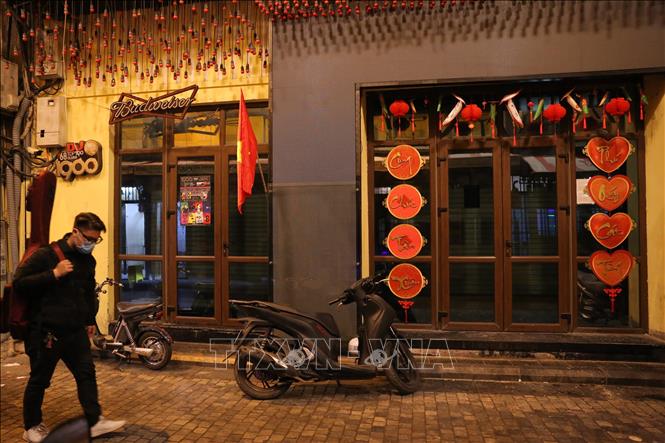 Trong ảnh: Quán bar 1900 phố Tạ Hiện đã đóng cửa sớm (ảnh chụp lúc 12h53 ngày 31/1/2021). Ảnh: Hoàng Hiếu - TTXVN