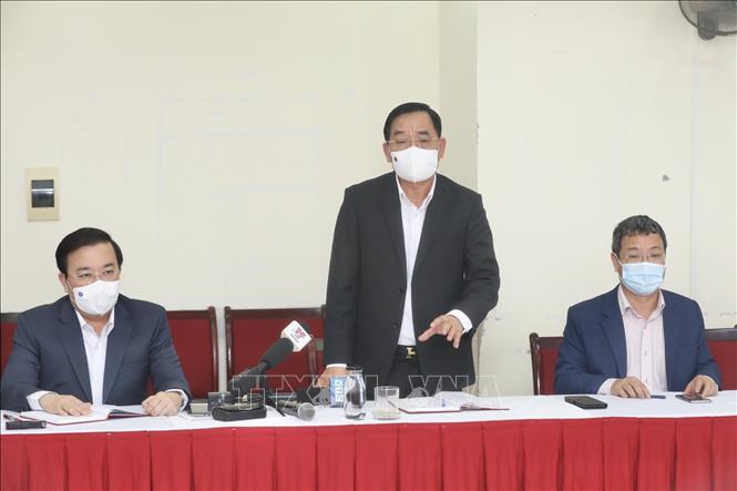 Trong ảnh: TS Nguyễn Khắc Hiền, Giám đốc Sở Y tế Hà Nội phát biểu. Ảnh: Minh Quyết - TTXVN