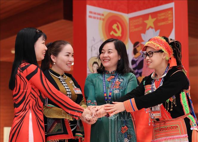 Trong số 1.587 đại biểu tham dự Đại hội Đảng lần thứ XIII, đại biểu nữ chiếm tỷ lệ 13,99%, đại biểu là người dân tộc thiểu số chiếm tỷ lệ 11,03%. Ảnh: TTXVN