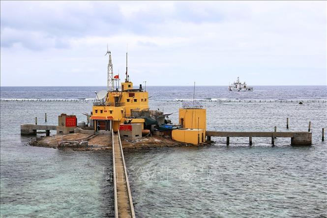 Photo: A view of Da Lon B island. VNA Photo: Thành Đạt