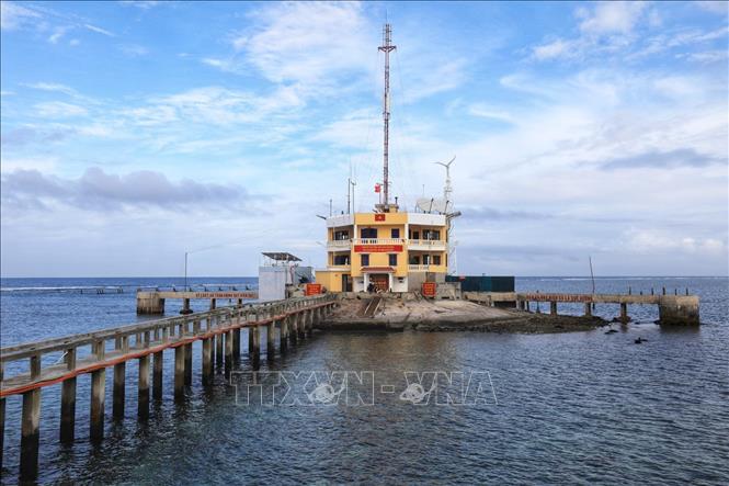Photo: A view of Tien Nu island. VNA Photo: Thành Đạt