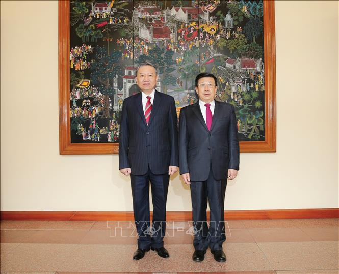 Trong ảnh: Bộ trưởng Bộ Công an Tô Lâm đón Bộ trưởng Bộ Công an Trung Quốc Triệu Khắc Chí. Ảnh: Doãn Tấn - TTXVN