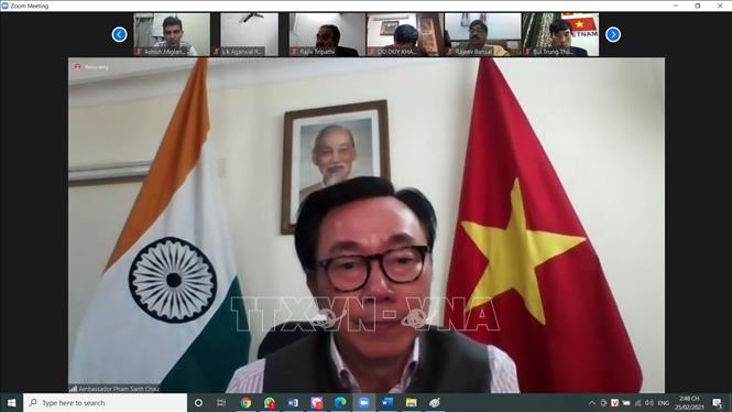 Trong ảnh: Đại sứ Việt Nam tại Ấn Độ Phạm Sanh Châu phát biểu tại hội nghị. Ảnh: Huy Lê - P/v TTXVN tại Ấn Độ