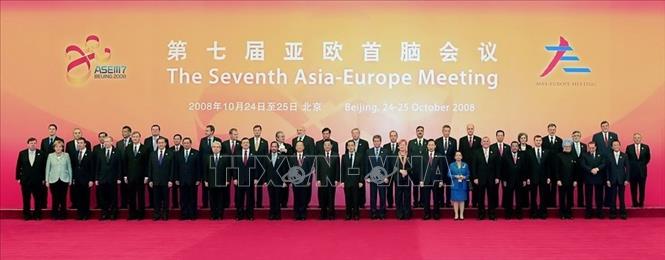 Thủ tướng Nguyễn Tấn Dũng và các trưởng đoàn tại Lễ khai mạc Hội nghị cấp cao Á - Âu lần thứ 7 (ASEM 7) ở Bắc Kinh (Trung Quốc), ngày 24/10/2008. Ảnh: Đức Tám – TTXVN
